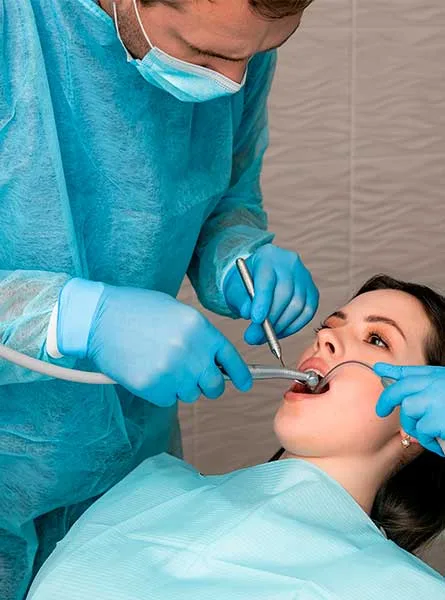 Одномоментная имплантация зуба