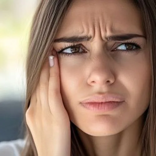 Болит зуб под коронкой