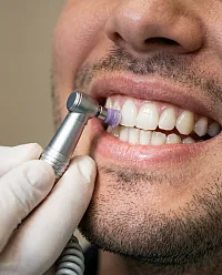 Чистка зубов